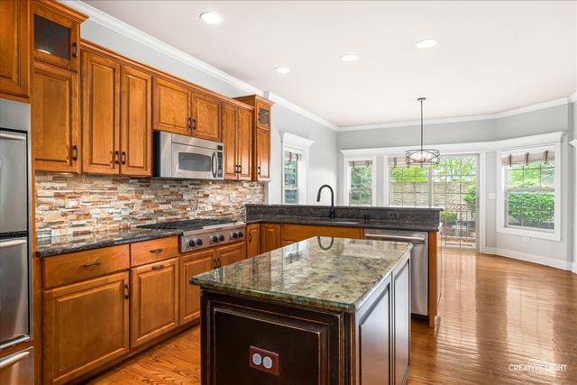 3712 Ryder Court, Naperville, IL 60564