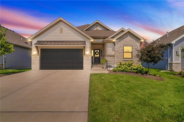 17359 S Kaw Street, Olathe, KS 66062