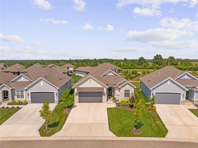 17359 S Kaw Street, Olathe, KS 66062