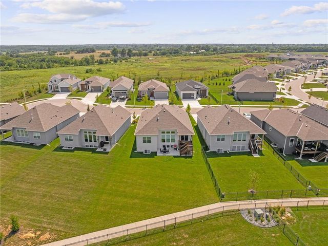 17359 S Kaw Street, Olathe, KS 66062