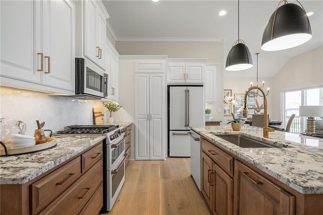 17359 S Kaw Street, Olathe, KS 66062