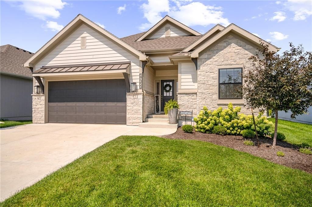17359 S Kaw Street, Olathe, KS 66062