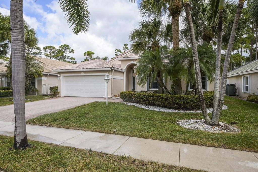 172 Jones Creek Drive, Jupiter, FL 33458