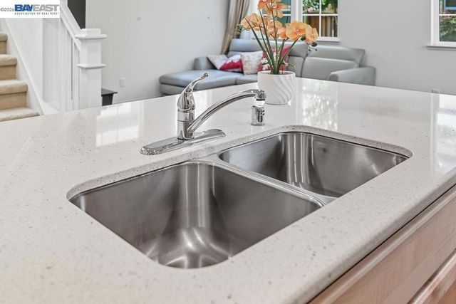 1505 Sylvia St, Hayward, CA 94545