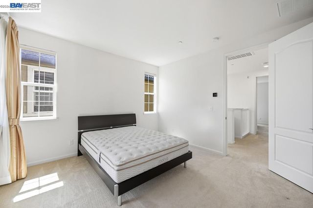 1505 Sylvia St, Hayward, CA 94545