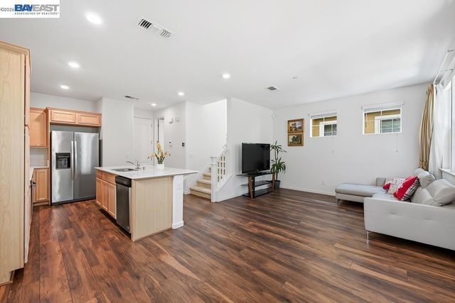 1505 Sylvia St, Hayward, CA 94545