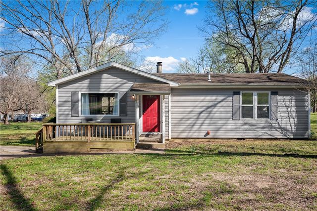 201 Palisade Drive, Eureka Springs, AR 72631