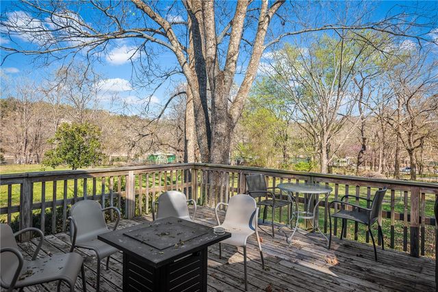 201 Palisade Drive, Eureka Springs, AR 72631