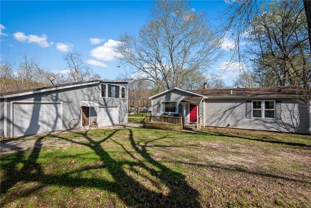 201 Palisade Drive, Eureka Springs, AR 72631