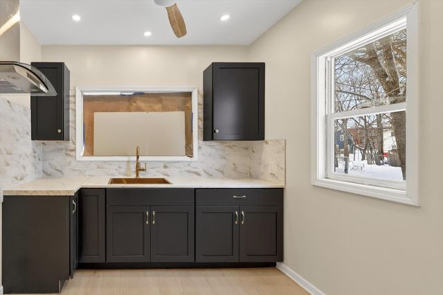 1064 Ogden Avenue, Benton Harbor City, MI 49022