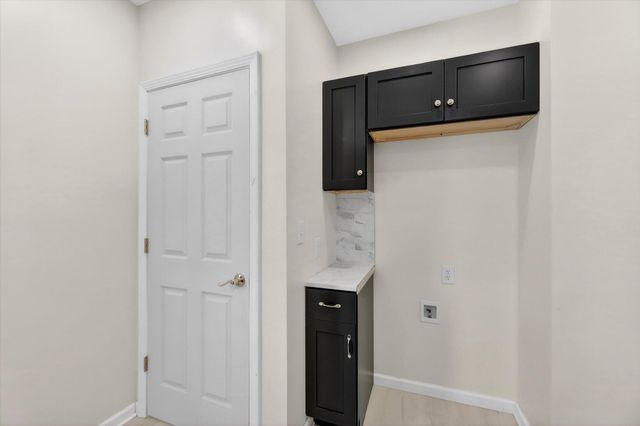 1064 Ogden Avenue, Benton Harbor City, MI 49022