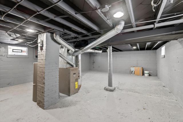 1064 Ogden Avenue, Benton Harbor City, MI 49022