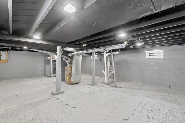 1064 Ogden Avenue, Benton Harbor City, MI 49022