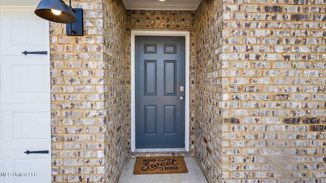 253 Trace Drive, Pearl, MS 39208