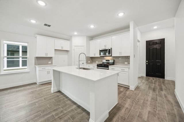 31308 Kingsley Pines Drive, Huffman, TX 77336