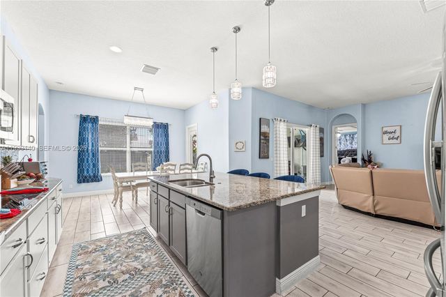 898 SW Curtis Street, Port St. Lucie, Port St Lucie, FL 34983