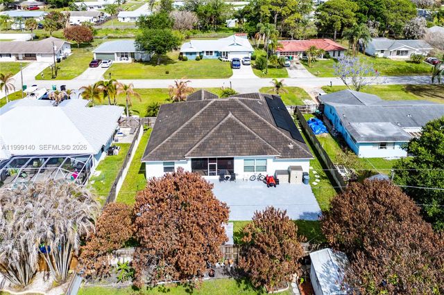 898 SW Curtis Street, Port St. Lucie, Port St Lucie, FL 34983
