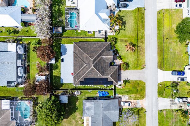 898 SW Curtis Street, Port St. Lucie, Port St Lucie, FL 34983