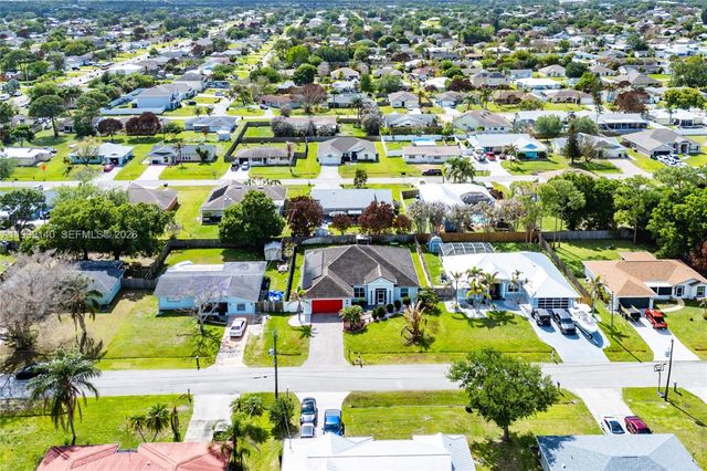 898 SW Curtis Street, Port St. Lucie, Port St Lucie, FL 34983