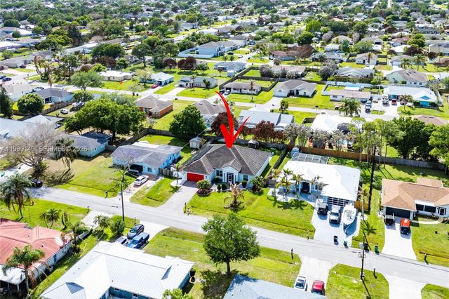 898 SW Curtis Street, Port St. Lucie, Port St Lucie, FL 34983