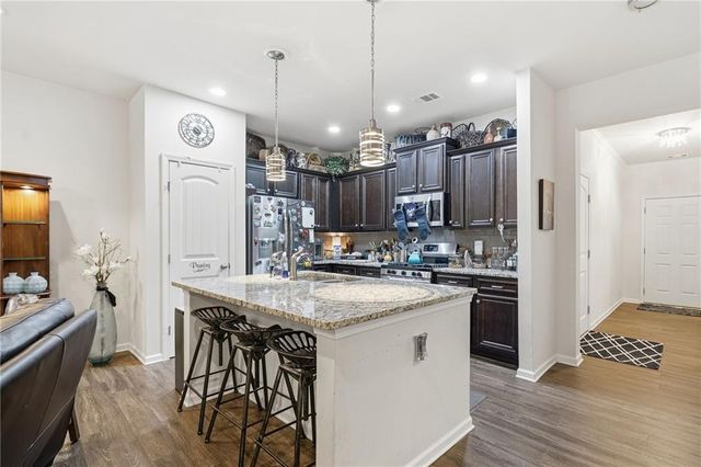 133 Point View Drive, Canton, GA 30114