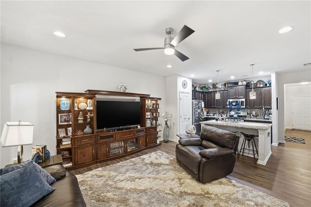 133 Point View Drive, Canton, GA 30114