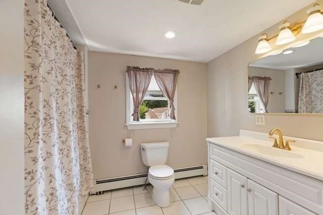 8 Herbert St, Wakefield, MA 01880