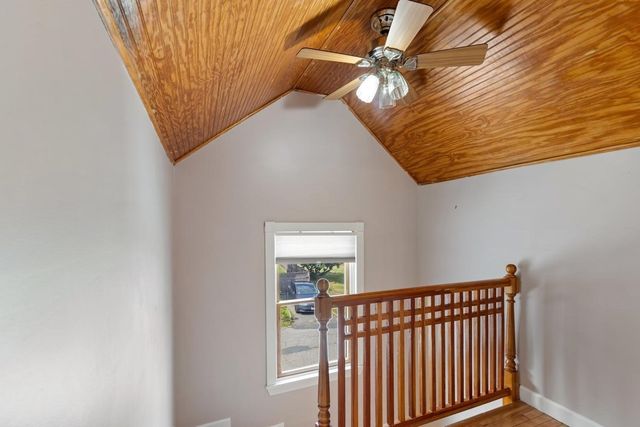 8 Herbert St, Wakefield, MA 01880