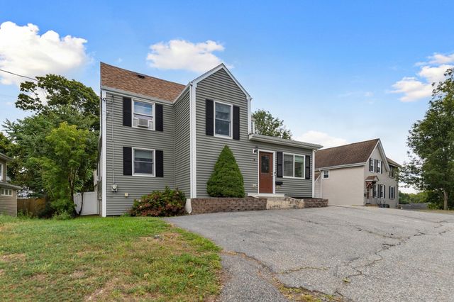8 Herbert St, Wakefield, MA 01880