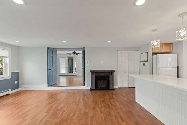 8 Herbert St, Wakefield, MA 01880