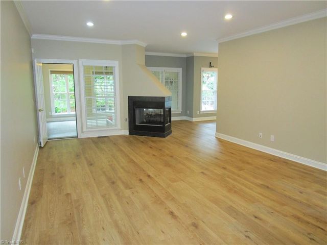 2320 Addison Boulevard, High Point, NC 27262