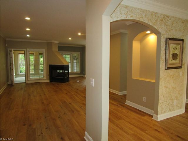 2320 Addison Boulevard, High Point, NC 27262