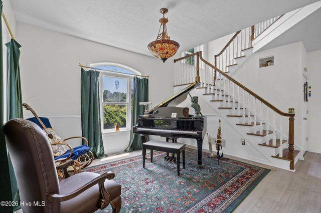 113 Dolphin Circle, Hampstead, NC 28443