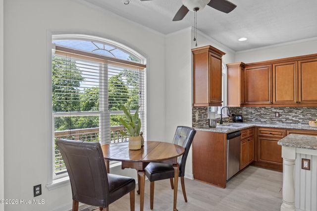 113 Dolphin Circle, Hampstead, NC 28443