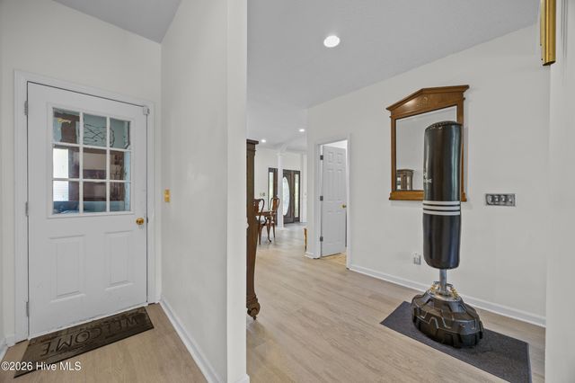 113 Dolphin Circle, Hampstead, NC 28443