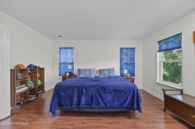 113 Dolphin Circle, Hampstead, NC 28443