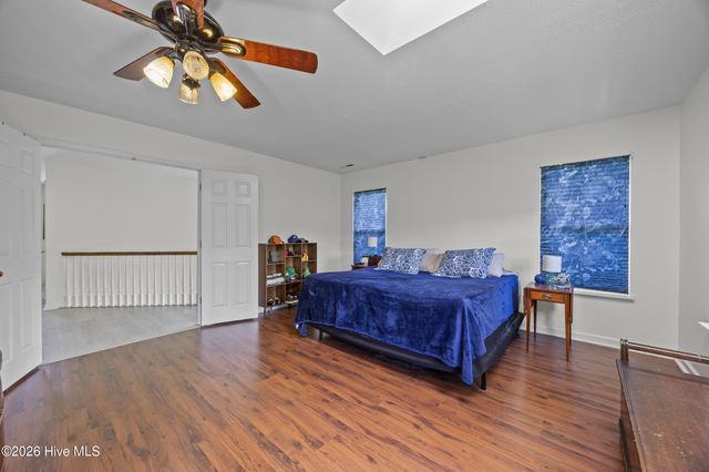 113 Dolphin Circle, Hampstead, NC 28443