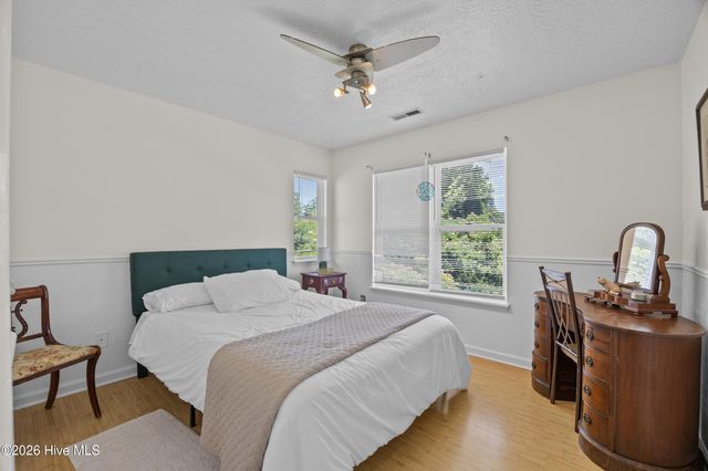113 Dolphin Circle, Hampstead, NC 28443