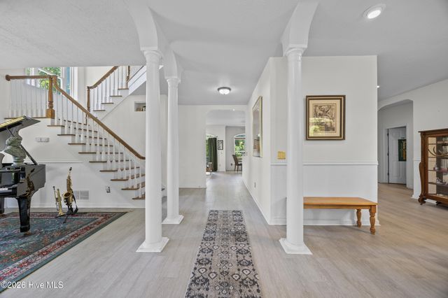 113 Dolphin Circle, Hampstead, NC 28443