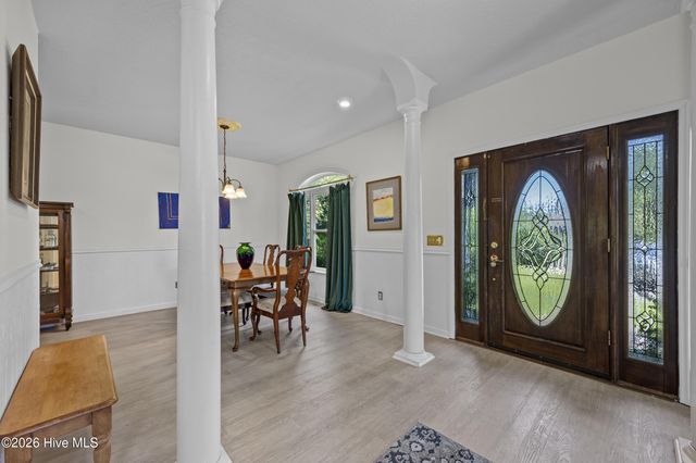 113 Dolphin Circle, Hampstead, NC 28443