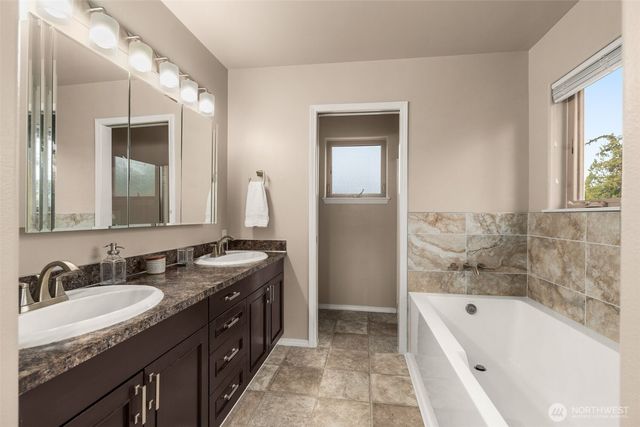 780 Malabar Drive, Camano Island, WA 98282