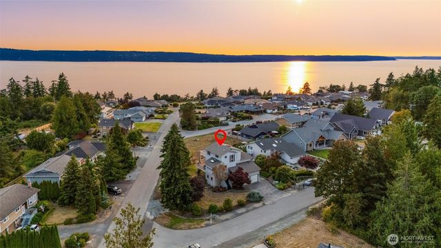 780 Malabar Drive, Camano Island, WA 98282