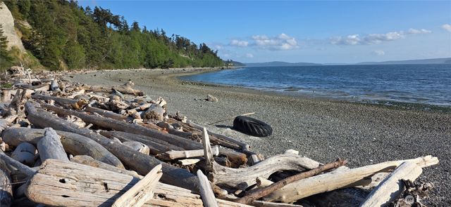 780 Malabar Drive, Camano Island, WA 98282