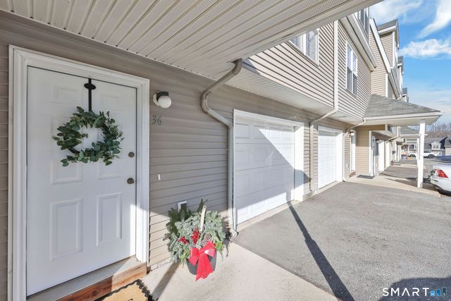 174 Stonefield Drive 36, Waterbury, CT 06705