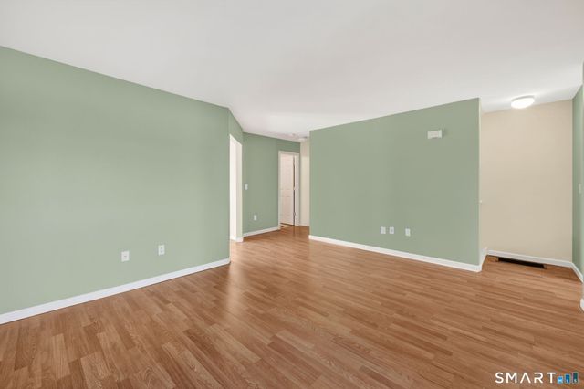 174 Stonefield Drive 36, Waterbury, CT 06705