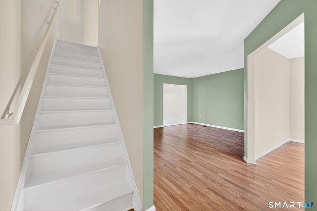 174 Stonefield Drive 36, Waterbury, CT 06705