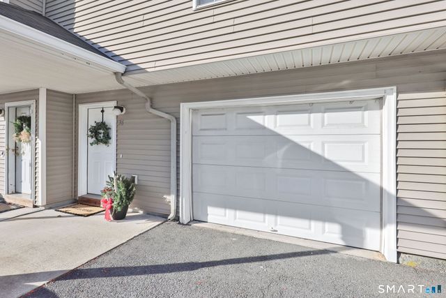 174 Stonefield Drive 36, Waterbury, CT 06705