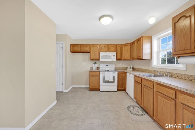 174 Stonefield Drive 36, Waterbury, CT 06705