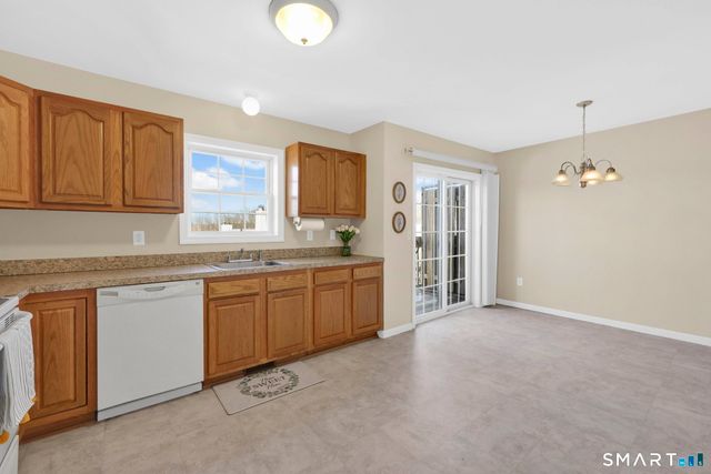 174 Stonefield Drive 36, Waterbury, CT 06705