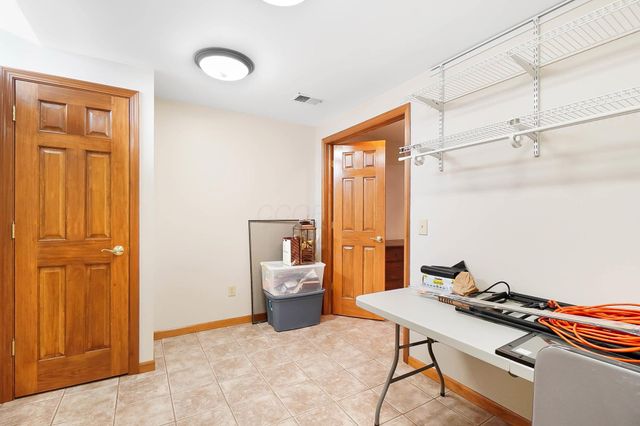 8970 Locherbie Court, Dublin, OH 43017